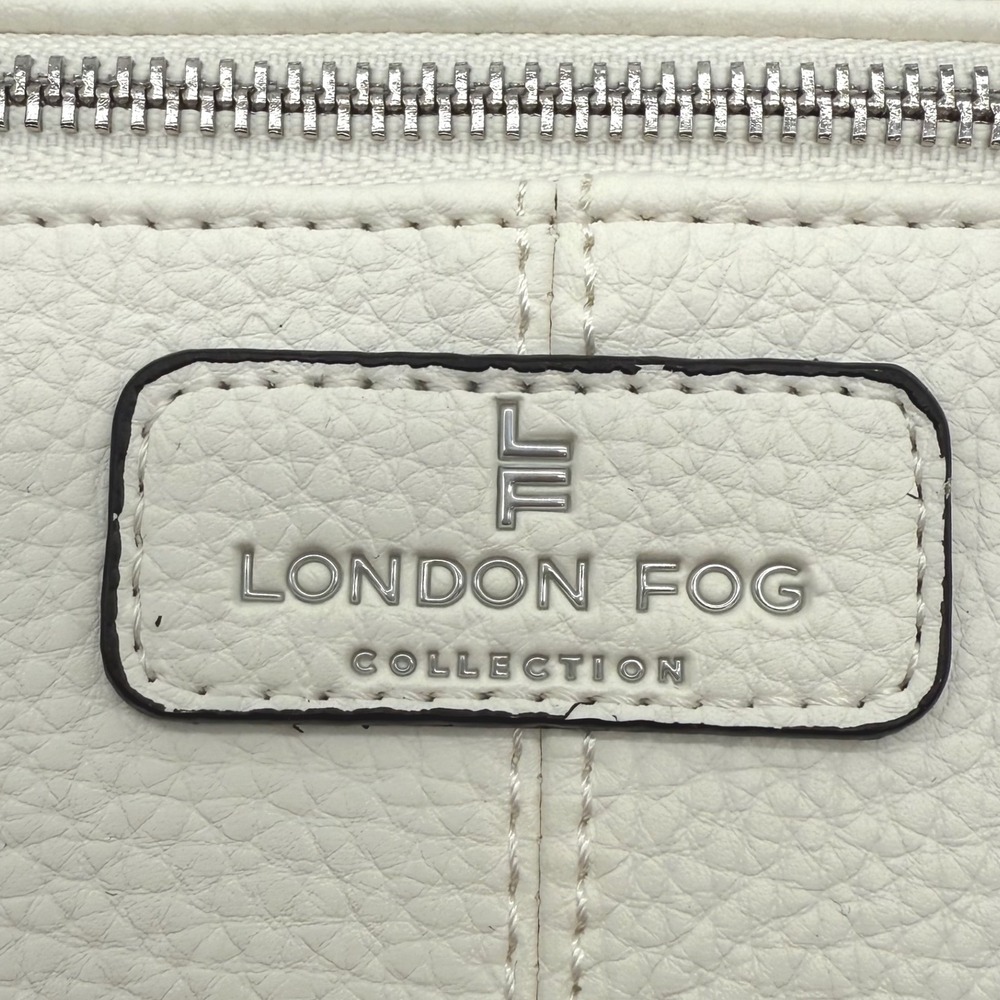 London Fog Jane Camera Crossbody Bag White Faux Leather Adjustable Strap NWT - Picture 4 of 11